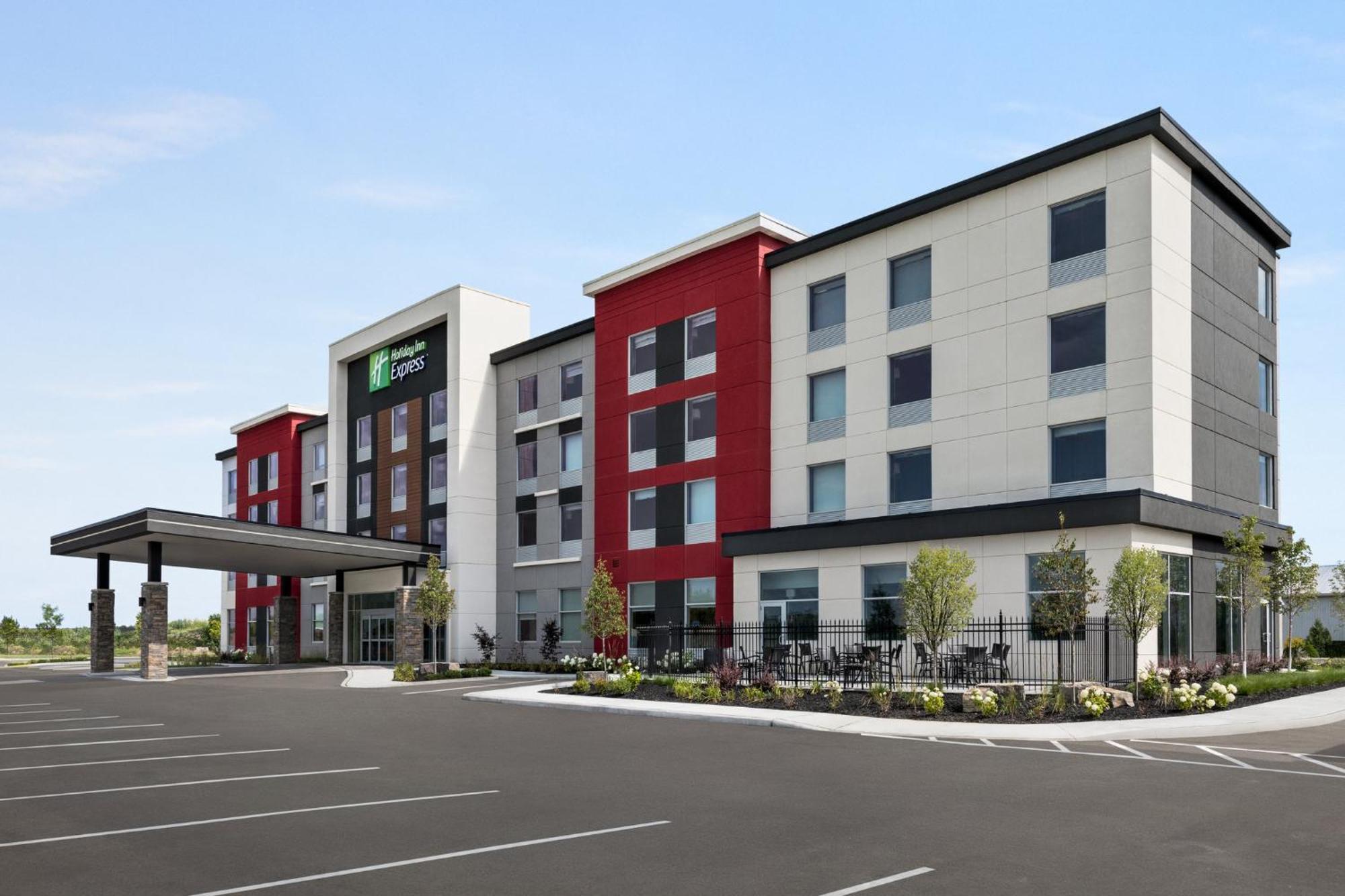 Express - By Ihg Hotel Strathroy
