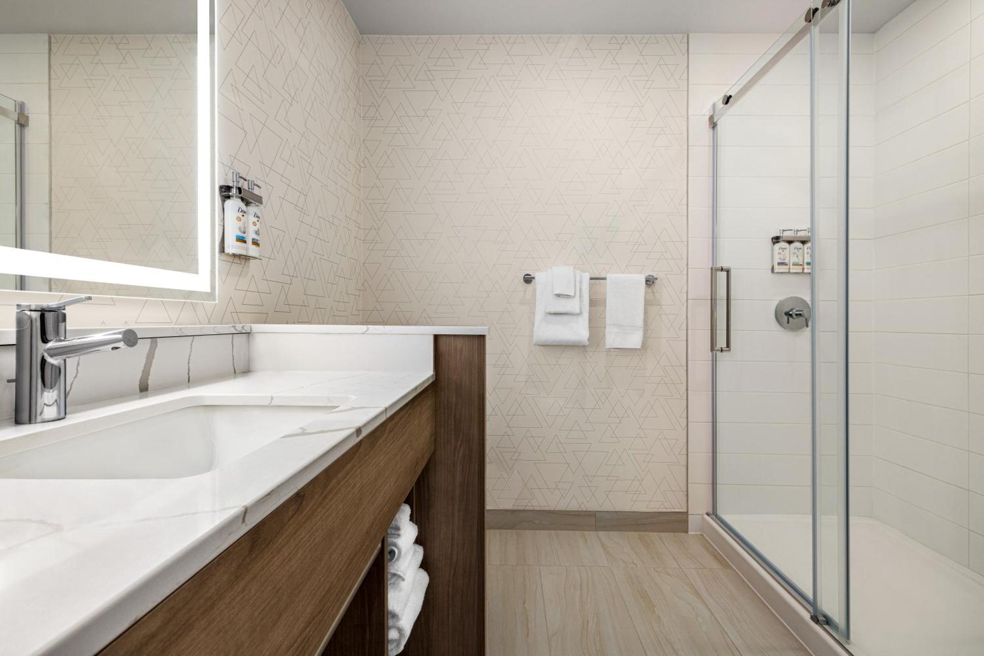 Express - By Ihg Hotel Strathroy