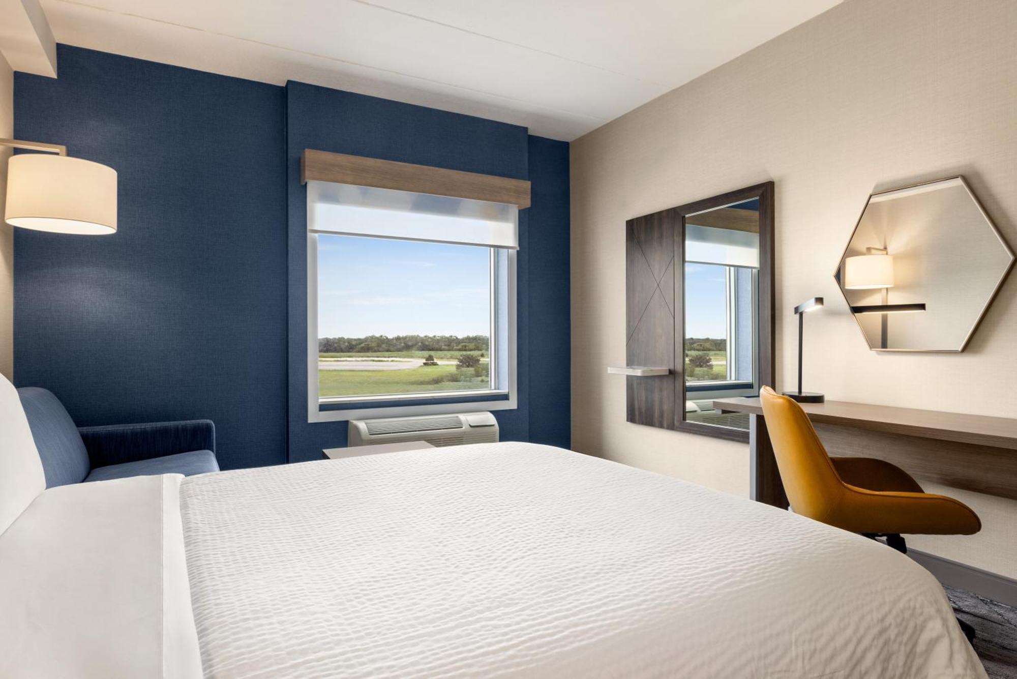 Hotel Express - By Ihg 3*