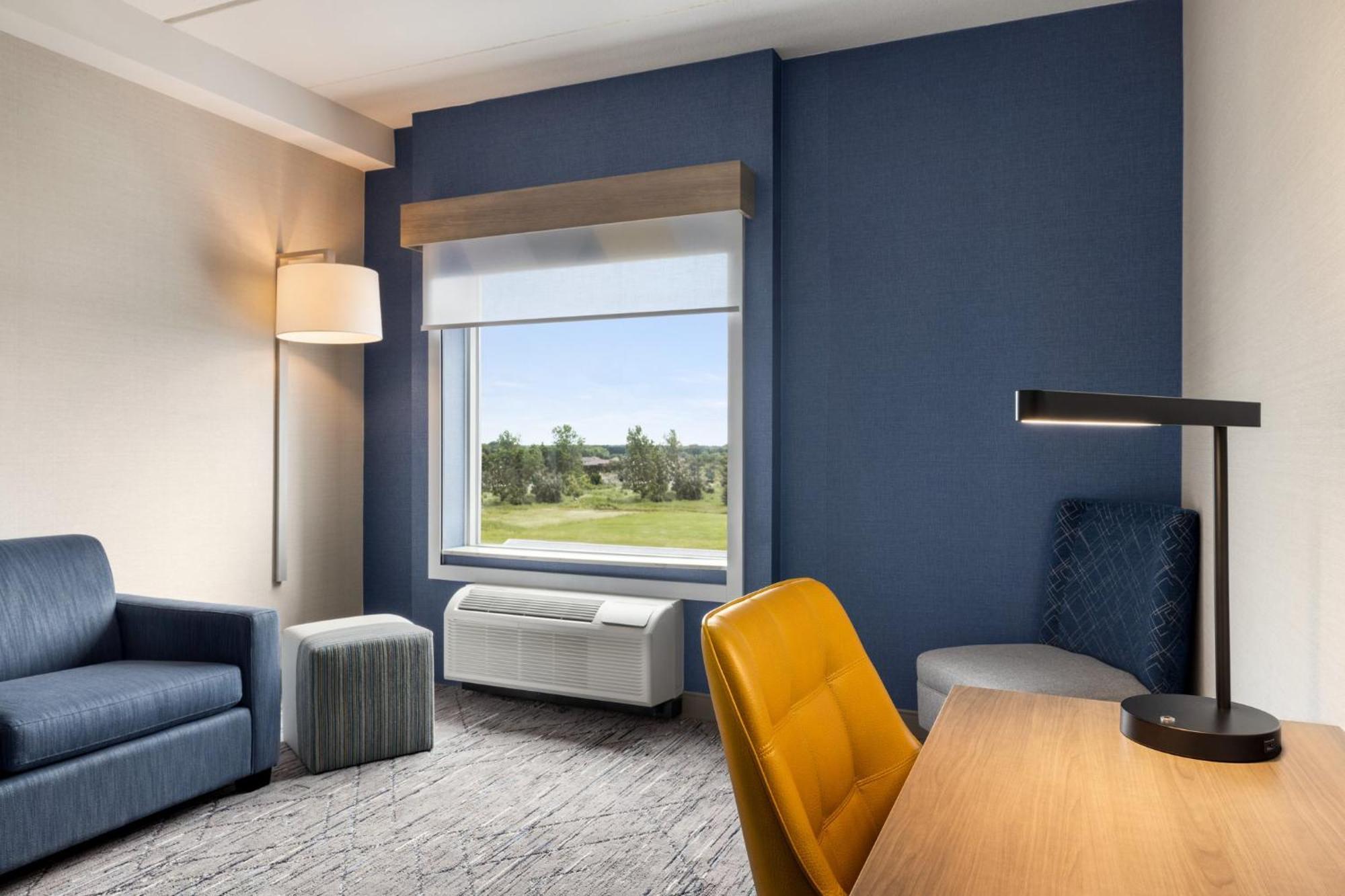 Express - By Ihg 3*